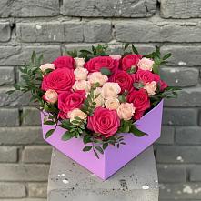 Цветочная композиция из Розы в коробке в Калниболотской