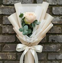 Букет цветов из:  Розы в Калниболотской