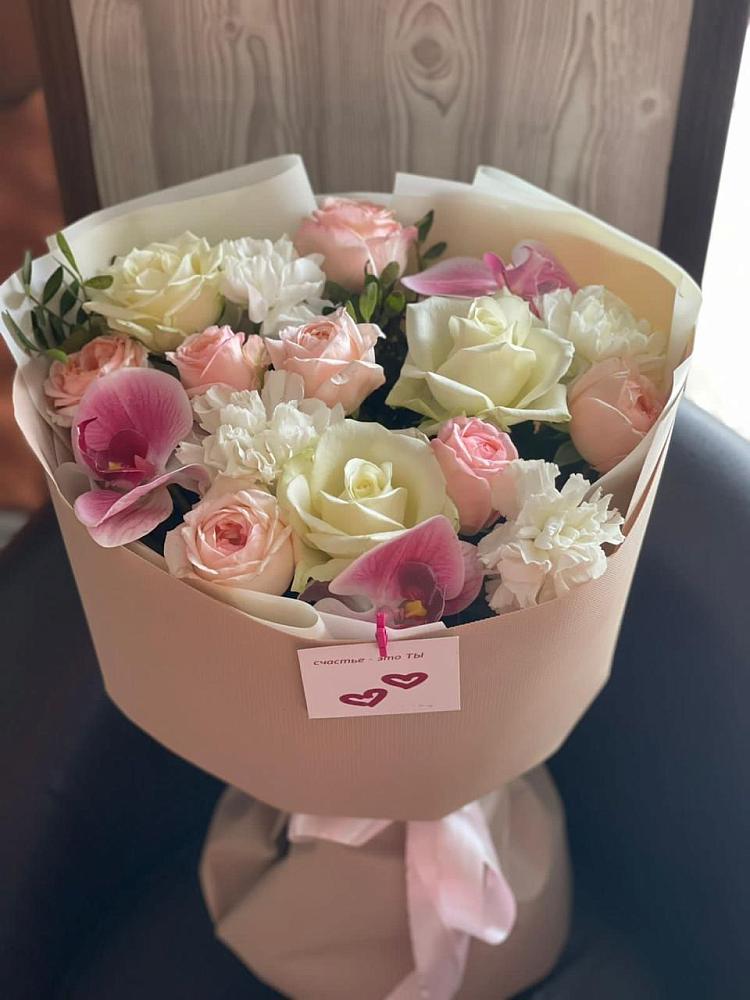 Букет цветов из: Орхидеи, Розы и Гвоздики в Калниболотской