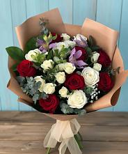 Букет цветов из:  Розы и Альстромерии в Калниболотской