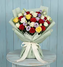 Букет цветов из:  Розы в Калниболотской