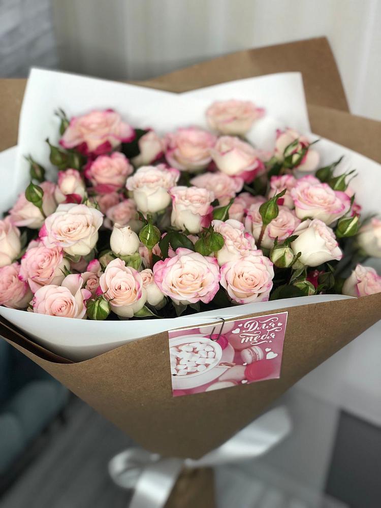 Букет цветов из: Розы в Калниболотской