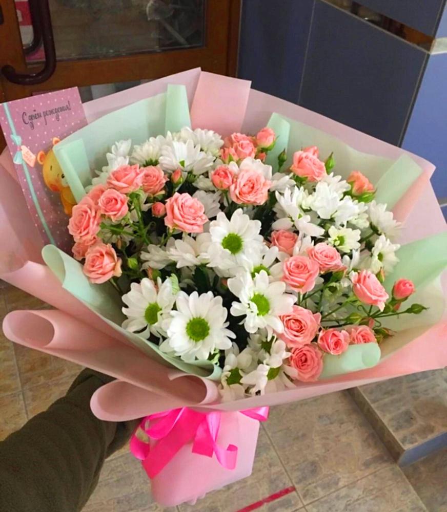 Букет цветов из: Розы и Хризантемы в Калниболотской