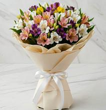 Букет цветов из:  Альстромерии #REPLACE_PRED# Калниболотской