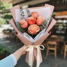 Букет цветов из:  Розы в Калниболотской
