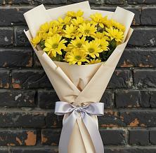 Букет цветов из:  Хризантемы в Калниболотской