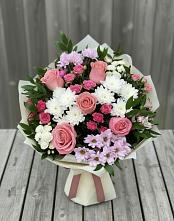 Букет цветов из:  Альстромерии, Гвоздики, Розы и Хризантемы в Калниболотской