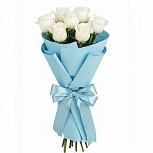 Букет 7 белых роз Проуд в Калниболотской