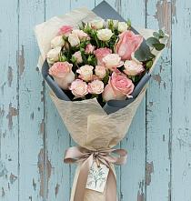 Букет цветов из:  Розы в Калниболотской