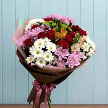 Букет цветов из:  Розы, Хризантемы и Альстромерии в Калниболотской