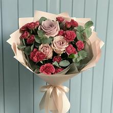 Букет цветов из:  Гвоздики и Розы #REPLACE_PRED# Калниболотской