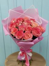 Букет 15 Розовых роз Равель в Калниболотской