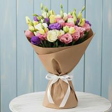 Букет цветов из:  Лизиантусы в Калниболотской