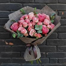 Букет цветов из:  Розы в Калниболотской